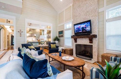 Watercolor House | WaterColor Escape – Private Beach Club, Pools, Pickleball & Scenic Trails