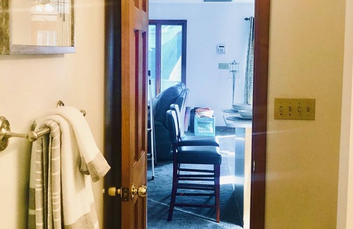 Bishopville Apartment | Waterfront Apartment with Boat Slip Minutes From Ocean City, MD Beach