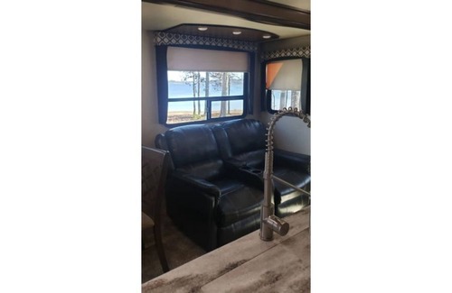 Jefferson House | Waterfront Camper w/Boat Ramp and Swimming Area