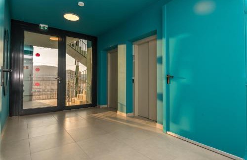 Obuda Apartment | Waterfront City River view