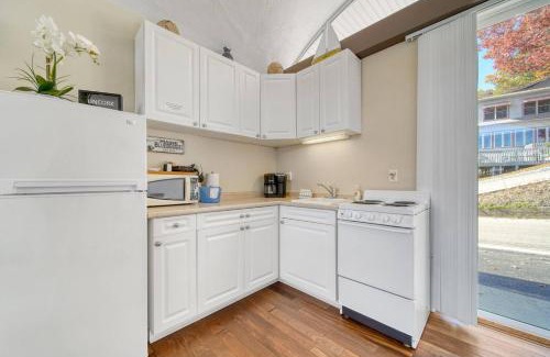 Saugatuck Apartment | Waterfront condo -shop-beach-bike-boat-pool-chill
