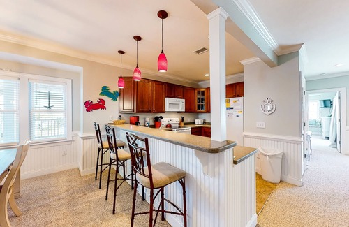 Hatteras Condo | Waterfront Condo w/Free WiFi, Central AC, Private Washer/Dryer, Shared Pool