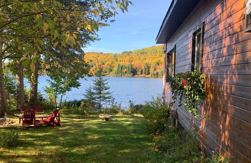 L'Ascension Ski Chalet | Waterfront cottage