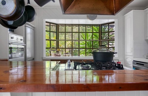 Wollongong Cottage | Waterfront Cottage Haven near Shellharbour Beach