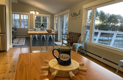 Boothbay House | Waterfront Cottage on Tidal Cove with Dock