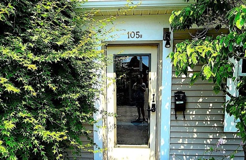 Huron House | Waterfront Cottage with Beach-walk to everything!