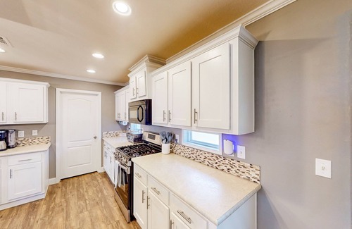 Saluda House | Waterfront, dog-friendly home on Lake Murray with dock, kayaks & firepit