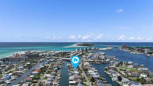 Holiday Isle House | Waterfront Dream House Pool Golf Cart & Dock