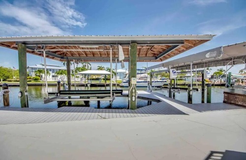 Saint James City Apartment | Waterfront Effeciency Apartment