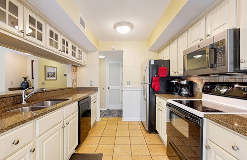 Kiawah Island Condo | Waterfront Family Retreat with Pond Views - Close to Tennis and Golf - Dogs Welcome