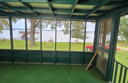 Hillsboro House | “Waterfront Getaway on Wheeler Lake – Private Dock & Boat Ramp”