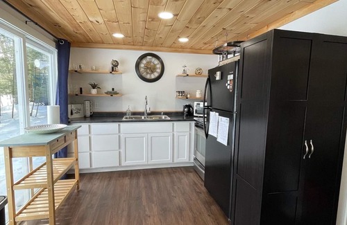 South Casco House | Waterfront Getaway w/Private Sandy Beach