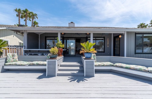 Discovery Bay House | Waterfront Haven