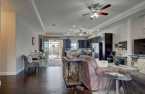 North Port House | Waterfront Heated Pool near Venice and Siesta beaches