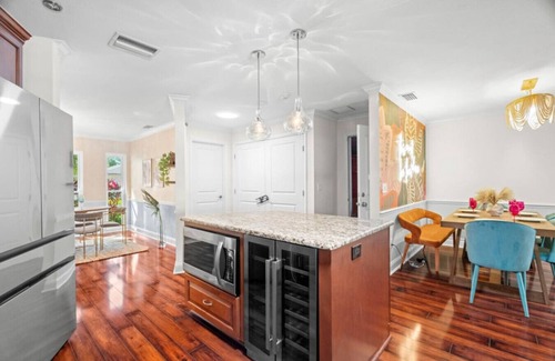 Clearwater House | Waterfront Heated Pool + PuttPutt+Games, Sleeps 18
