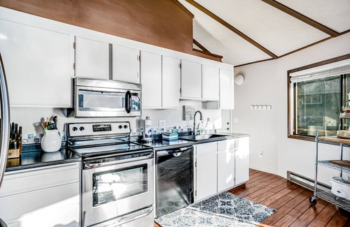 Hoodsport House | Waterfront home on Hood Canal with stunning view, deck, water access, & firepit