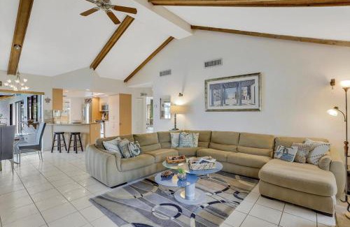 Marco Island House | Waterfront home on key lot with pool/view of river