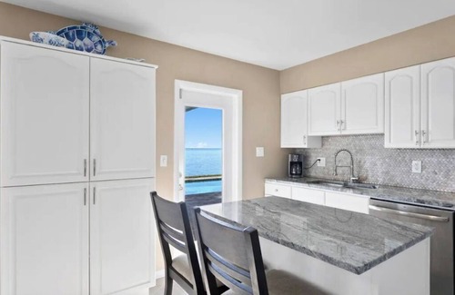 St. Petersburg House | Waterfront Home perfect for a family vacation!