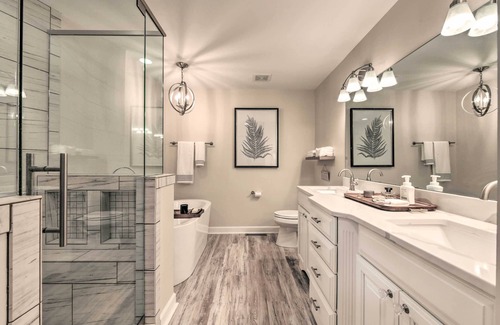Mooresville House | Waterfront Home w/Private Beach on Lake Norman!