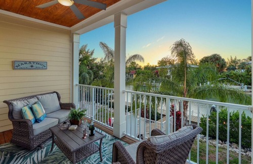Marathon Villa | Waterfront Home w/Private Pool, Dock, Bikes, Kayak, Paddleboards. and so much more!