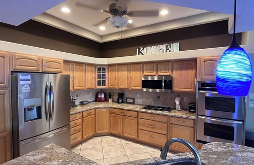Bullhead City House | Waterfront House on the Colorado River