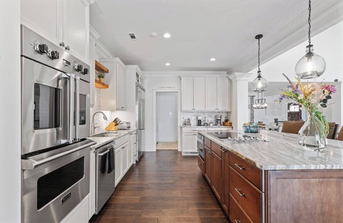 Lake Oconee House | Waterfront Lake Oconee House w/Workstations & Hot Tub – 7 Bedrooms, Sleeps 14