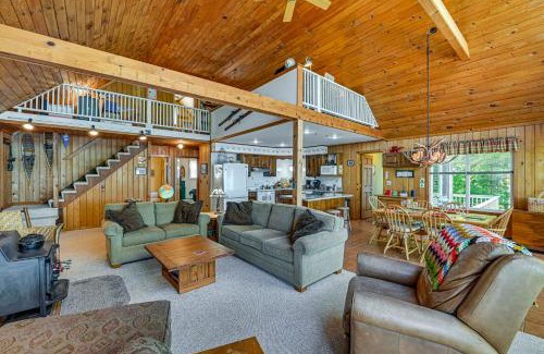 Speculator House | Waterfront Lake Pleasant Retreat with Private Dock