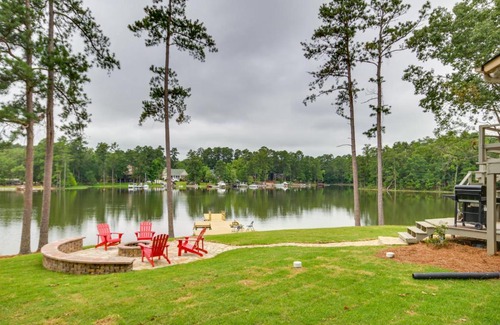 Chapin House | Waterfront Lakehouse with Private Dock and Fire Pit!