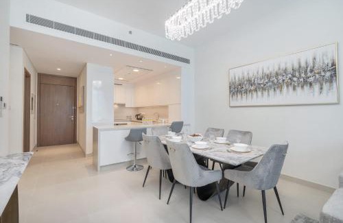 Al Safa Apartment | Waterfront Living with a Spacious Layout