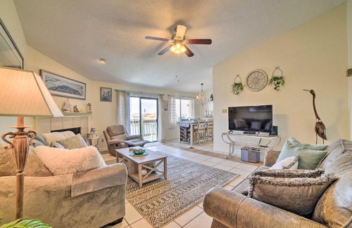 Corpus Christi Apartment | Waterfront Luxury House Dock, Fire Pit and Fishing
