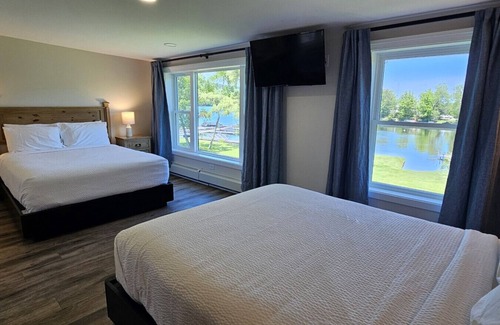 Greenville Junction Hotel | Waterfront Motel-Lake Access-Direct ATV Access