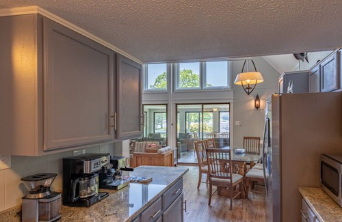 Littleton House | WATERFRONT, ONSITE PRIVATE BOAT RAMP, ZERO ENTRY TO WATER IN QUIET SPACIOUS COVE
