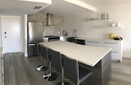 Bayway Isles Condo | Waterfront paradise