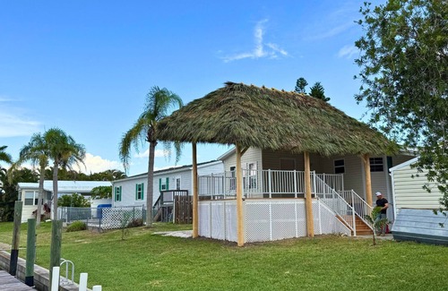 Charlotte Park House | Waterfront Paradise w/Tiki Hut and just Minutes from Riviera Restaurant