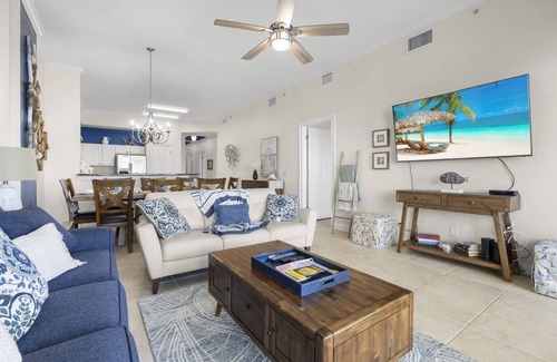 Clearwater Beach Condo | Waterfront, Pool, Prime Location - 504 Bay Harbor