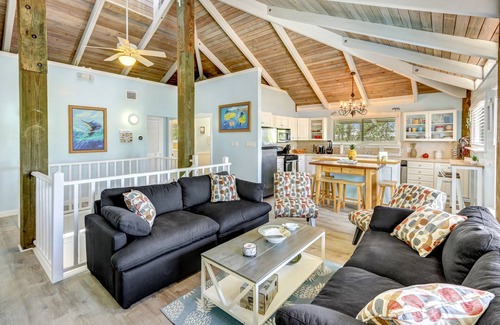 Marathon House | Waterfront Private House w/a Pool near Sombrero Beach - Family & Pet Friendly