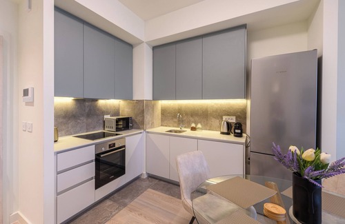 Sarajevska Apartment | Waterfront Residences