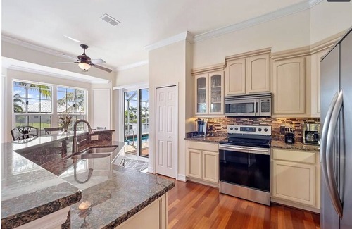 Pelican House | Waterfront retreat with Pool and Hot Tub