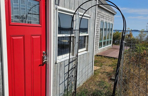 Eastport Apartment | Waterfront Retreat with Loft & Harbor Views in Historic Eastport, Maine