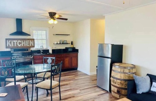 Solomons Apartment | Waterfront Solomons Apartment