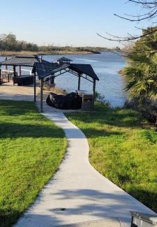 Baytown House | Waterfront Studio