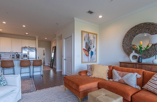 Country Club Estates House | Waterfront Townhome 10 minutes to St. Simons