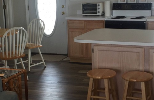 Emerald Isle House | WATERFRONT! Tranquility bytheSea, CShoreBeachHome, Across from Beach onthe Sound