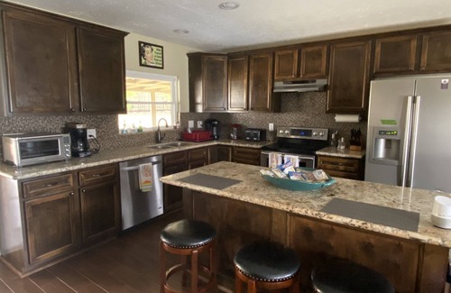 Montgomery House | Waterfront Vacation home - Heart of Lake Conroe, close in to all the action!