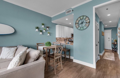 Fort Walton Beach Apartment | Waterfront w/spectacular sunrises and sunsets!