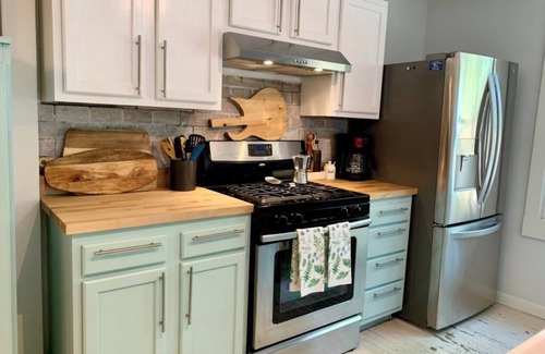 Wilmington Cottage | Waterline Cottage in South Front District