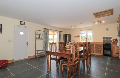 Fiddington Cottage | Watermead Lodge