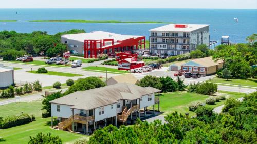 Waves Apartment | Watermen's Cabana 1B - 2-Bed, 1-Bath Apartment - Walk To BEACH Access & PET Friendly!