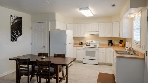 Waves Apartment | Watermen's Cabana 1B - 2-Bed, 1-Bath Apartment - Walk To BEACH Access & PET Friendly!