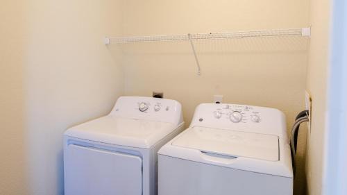 Waves Apartment | Watermen's Cabana 2B - 2-Bed, 1-Bath - Walk To BEACH Access & PET Friendly!